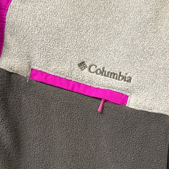 Columbia Women’s Gray and Black Fleece color block quarter zip - Picture 2 of 4